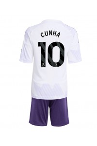 Manchester United Matheus Cunha #10 Jalkapallovaatteet Lasten Vieraspeliasu 2025-26 Lyhythihainen (+ Lyhyet housut)